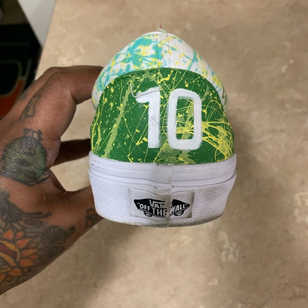 Custom Vans - image 6